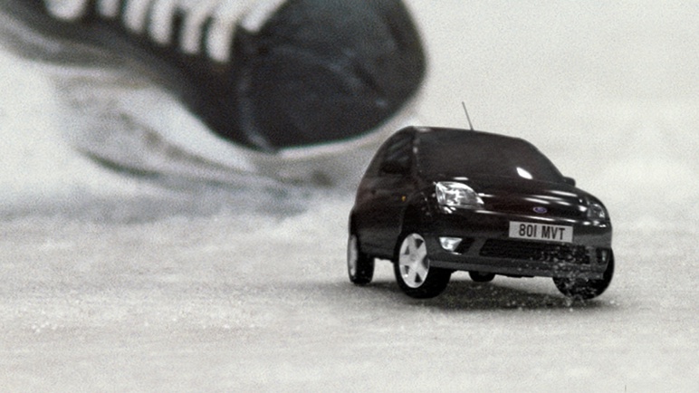 Ford Fiesta - Ice Puck