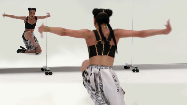 FKA Twigs - #through glass - Google Glass